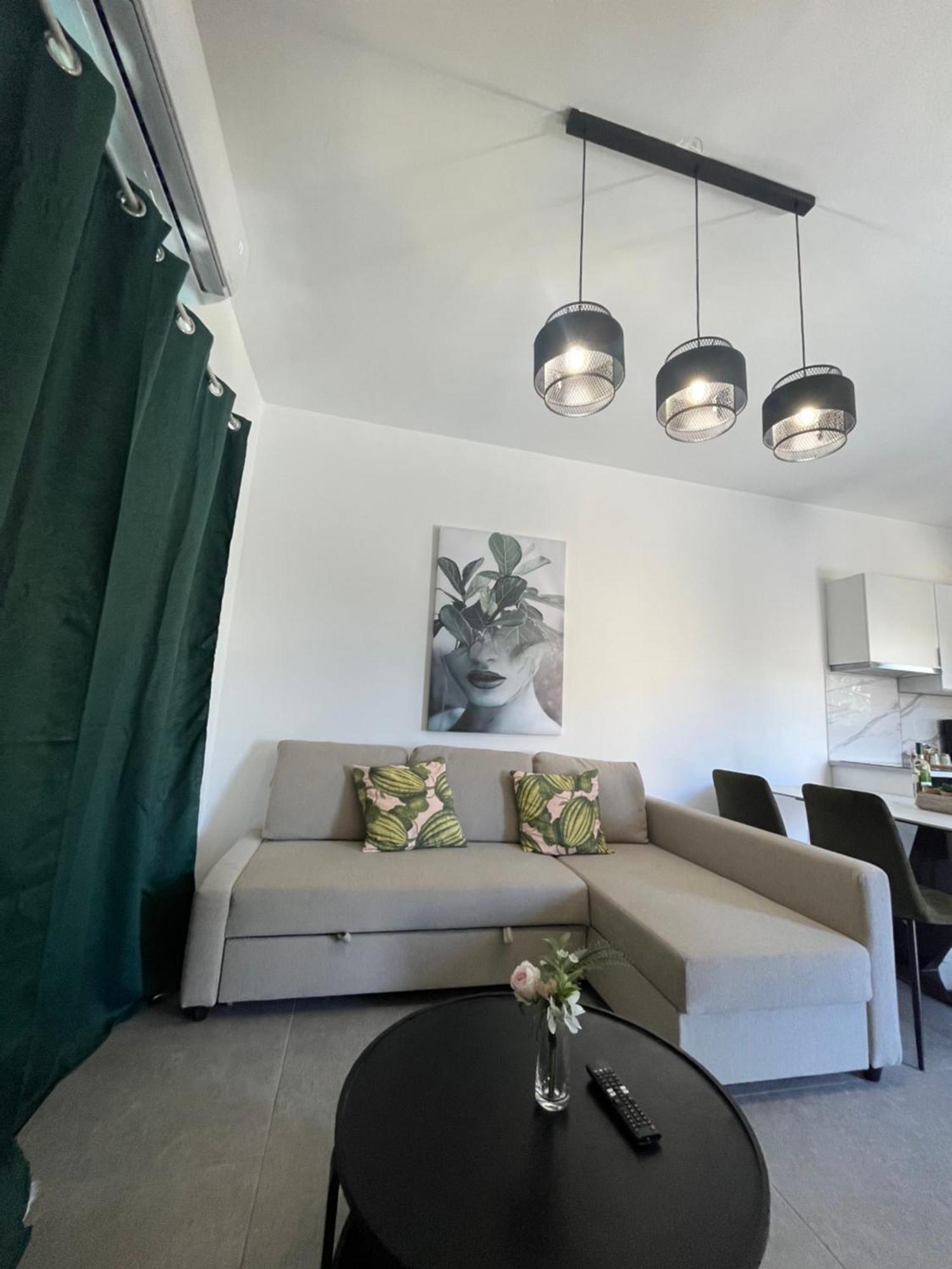 Serenityone - Centrally Located One Bedroom Apt Ayia Napa Ngoại thất bức ảnh